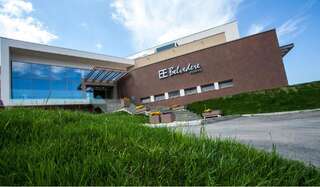 Отель Grand Hotel Belvedere Брашов-1