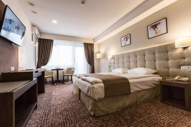 Отель Grand Hotel Belvedere Брашов-21