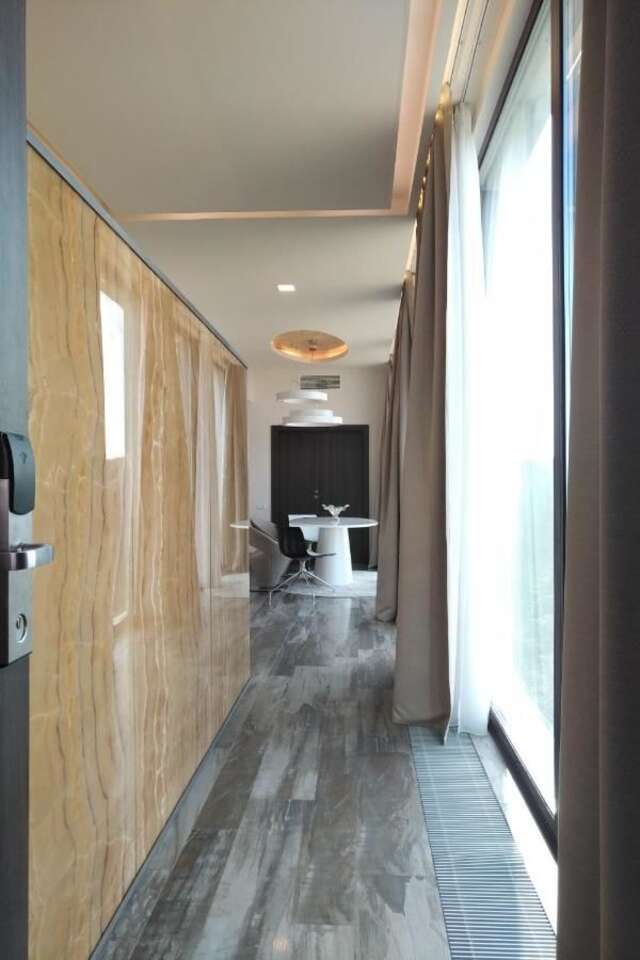 Отель Grand Hotel Belvedere Брашов-32