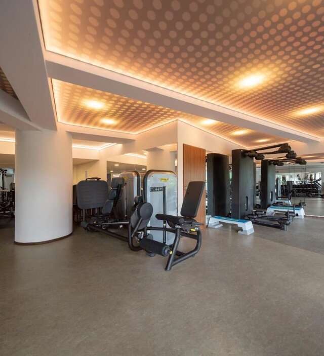 Отель Grand Hotel Belvedere Брашов-9